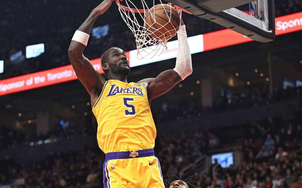 爱游戏APP-赛地聚焦:NBA常规赛冲刺阶段热度飙升,底特律活塞豪取连胜,质疑声仍在,资深球员宣示担当的简单介绍