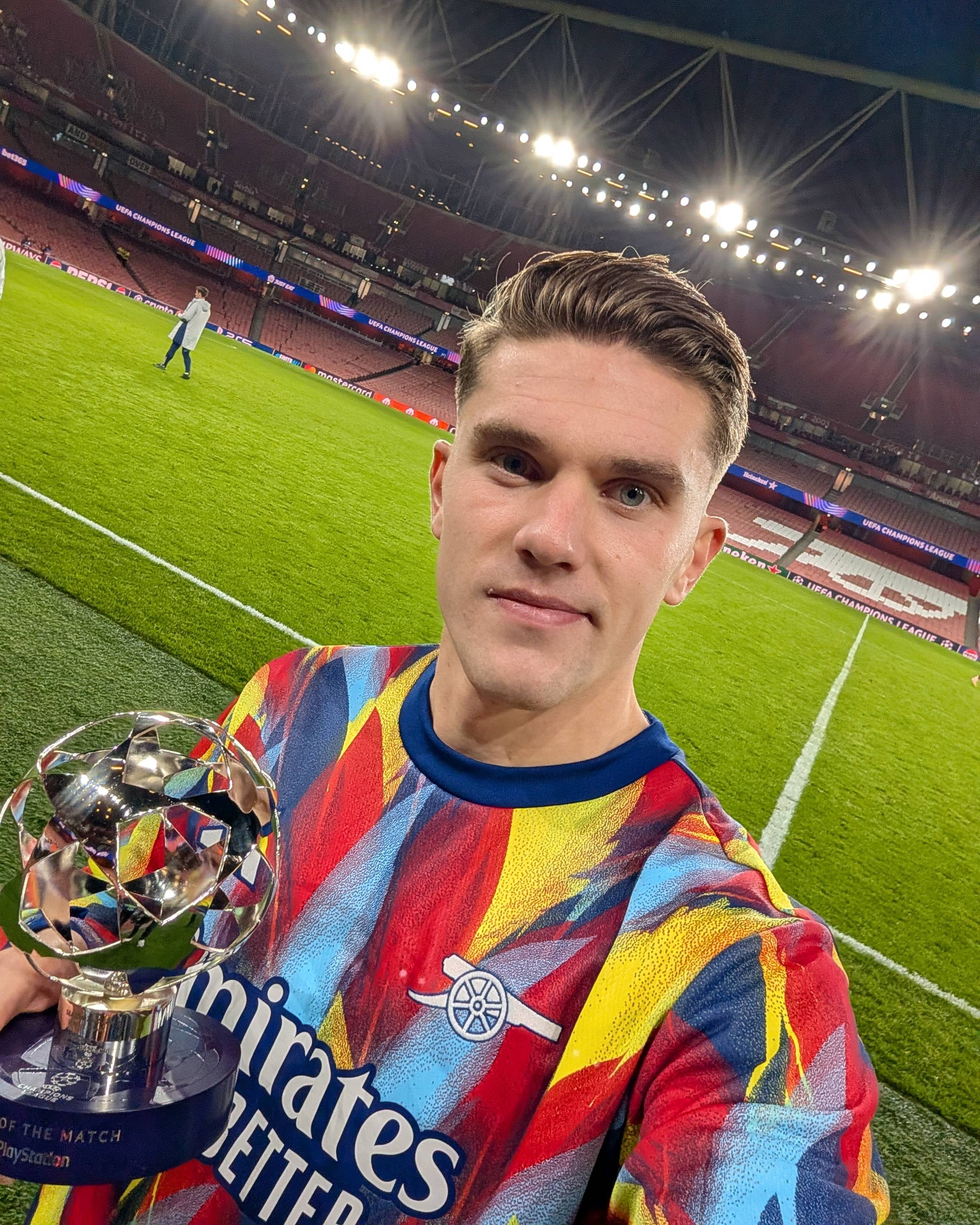 爱游戏-包含加时末段欧冠焦点战；阿森纳迎来里程碑；媒体盛赞；临场指挥获称赞的词条